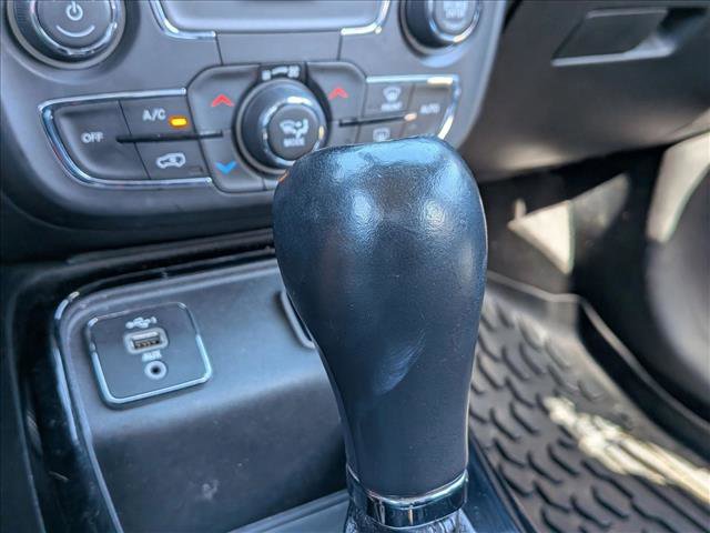 Used 2020 Jeep Compass Latitude FWD image 12