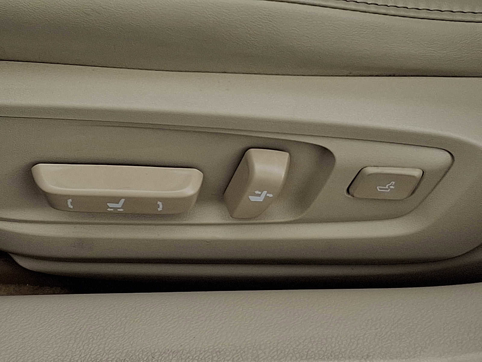 Used 2015 Lexus ES 350 w/ Premium Package image 11