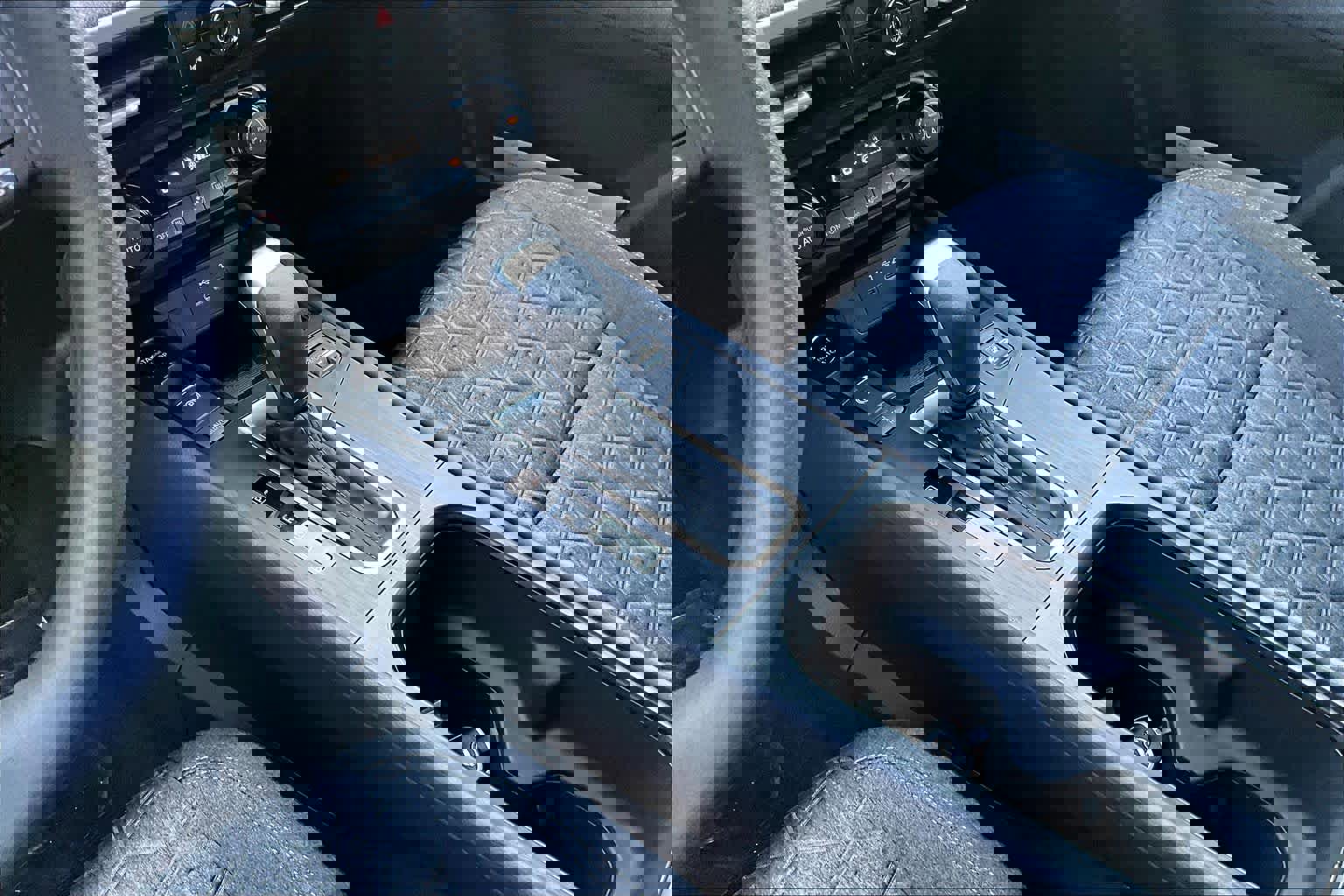 New 2026 Nissan Kicks SV image 11