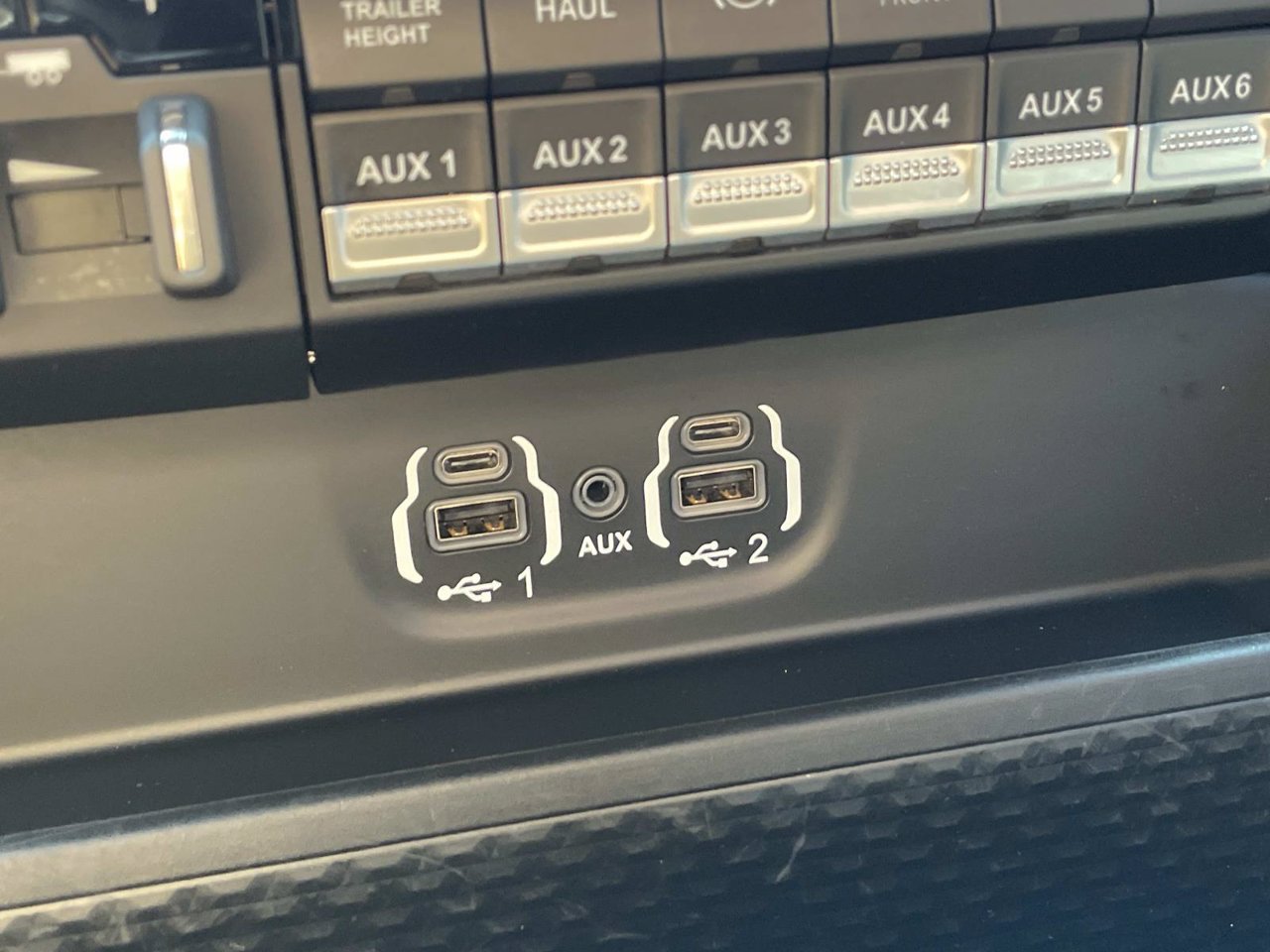 Used 2023 RAM 2500 Laramie w/ Night Edition AWD/4WD image 30