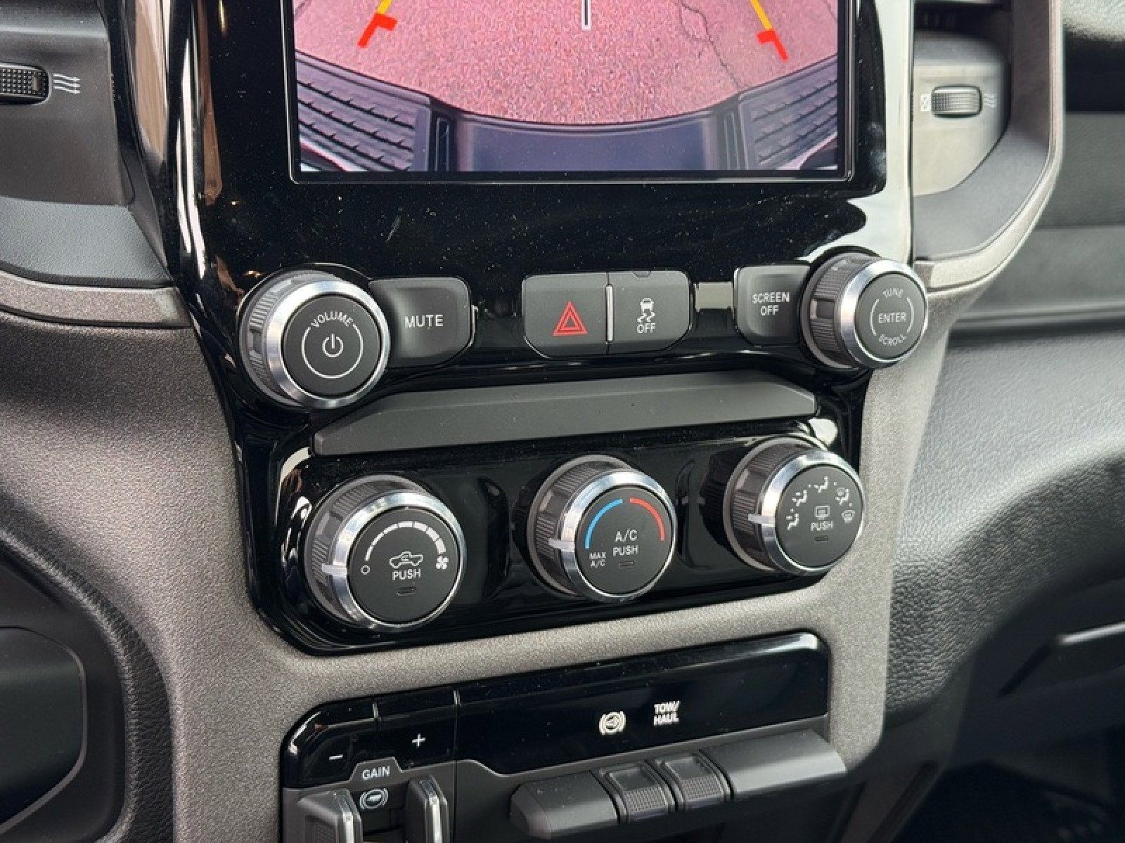 Used 2025 RAM 2500 Tradesman image 32