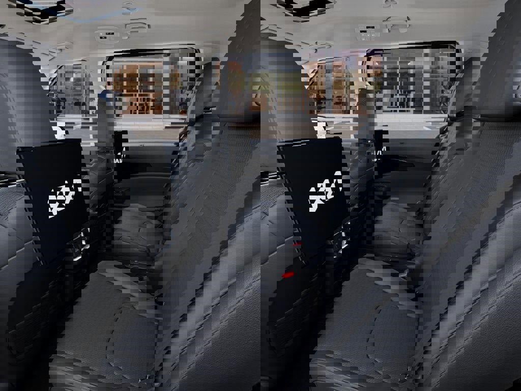 New 2025 Kia Carnival SX Prestige image 18