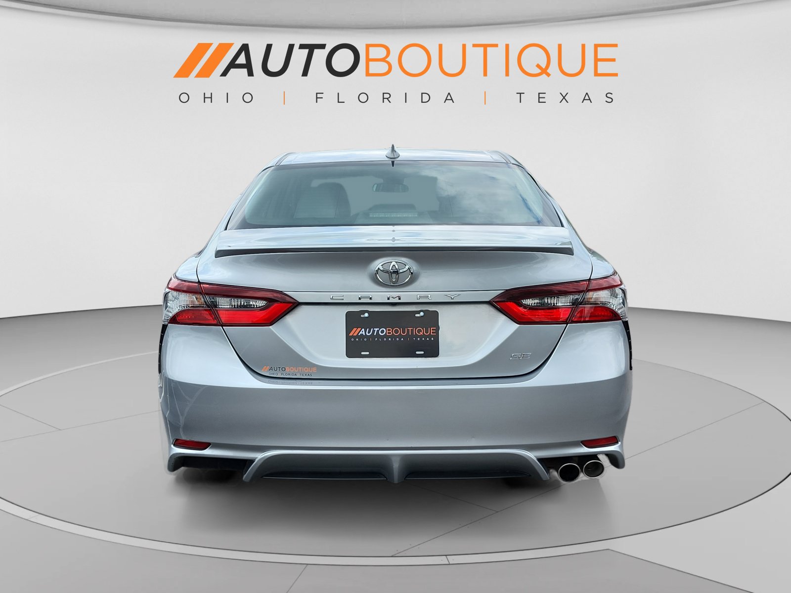 Used 2022 Toyota Camry SE FWD image 4