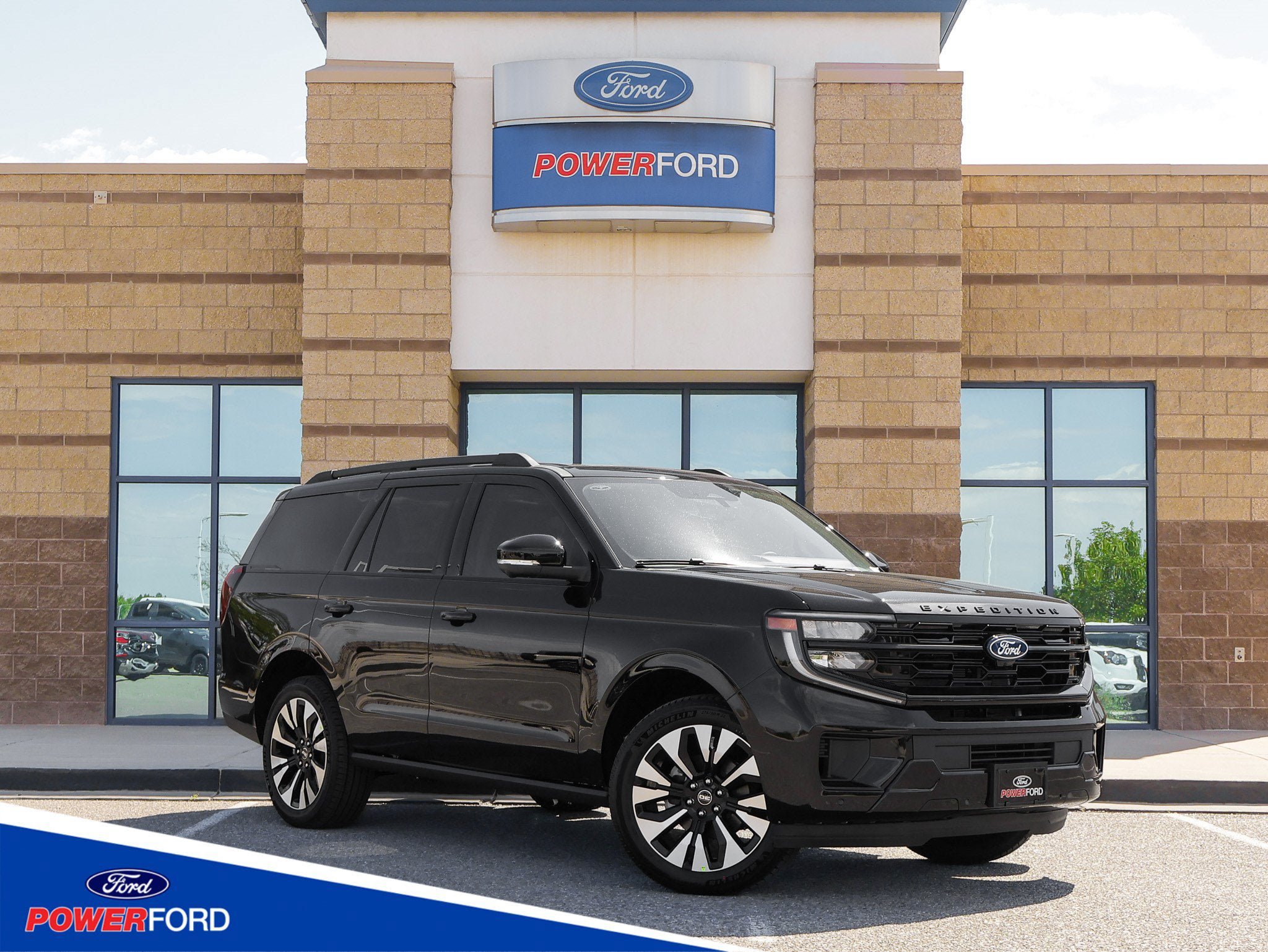 New 2027 Ford Expedition Platinum AWD/4WD image 1
