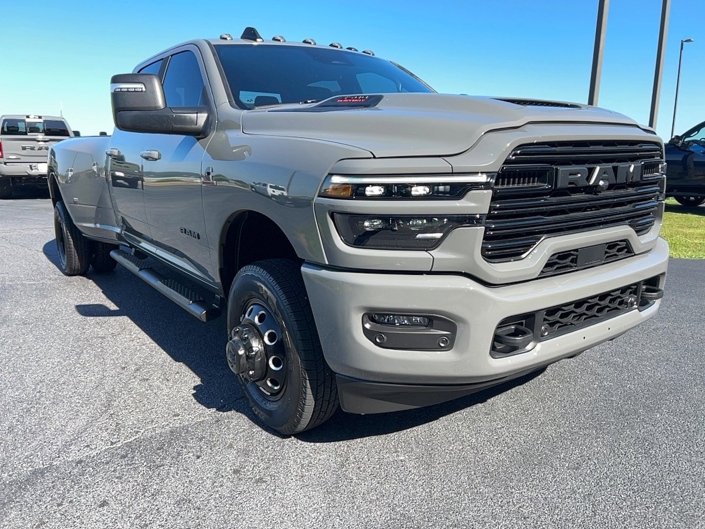 Used 2026 RAM 3500 Laramie w/ Night Edition AWD/4WD image 3
