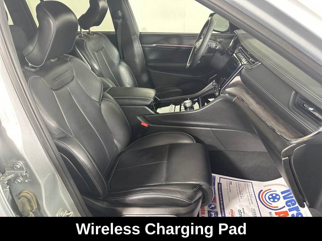 Used 2023 Jeep Grand Cherokee Overland w/ Luxury Tech Group IV image 19