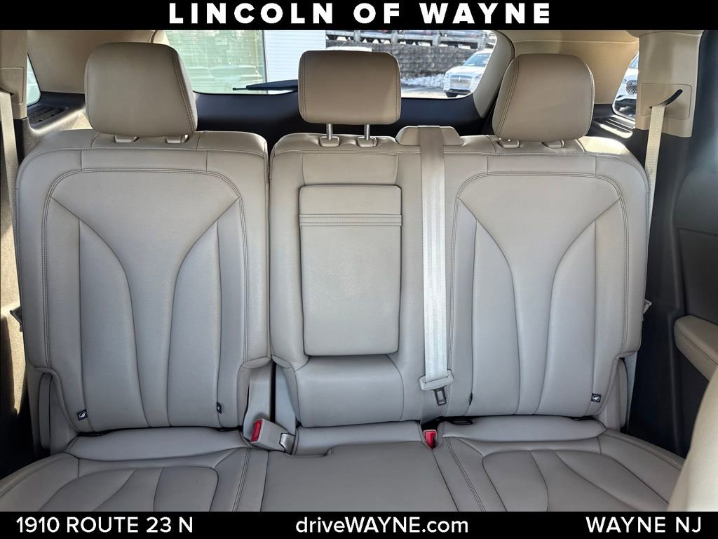Certified 2023 Lincoln Nautilus AWD w/ Premium Package image 14