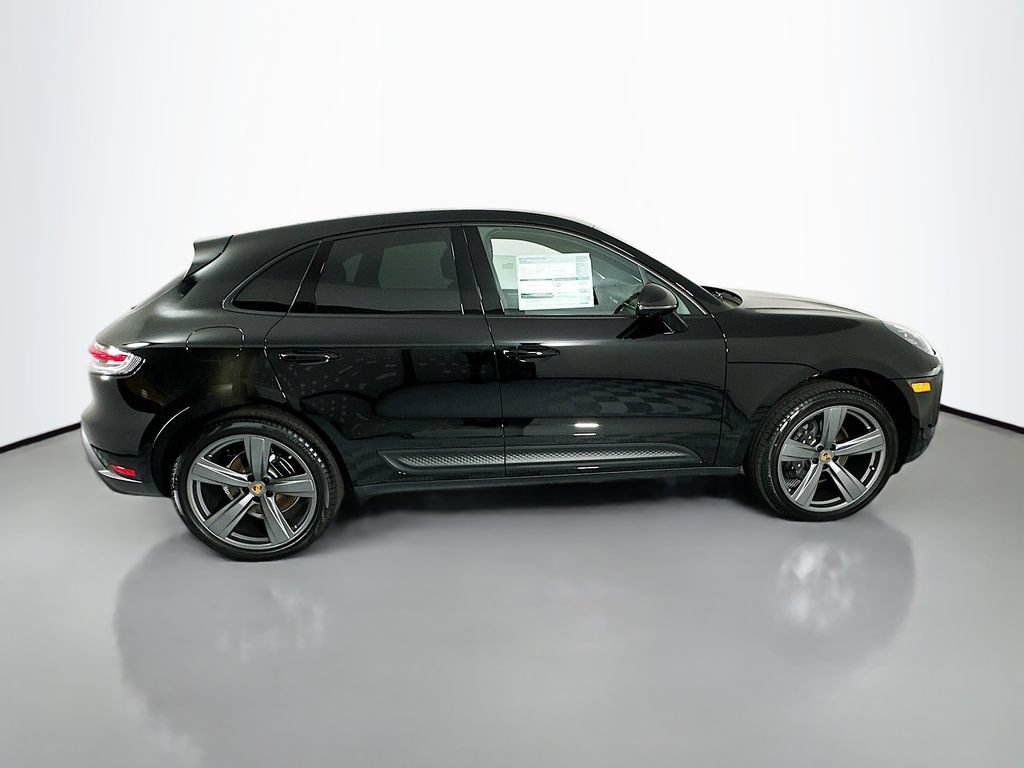 New 2026 Porsche Macan AWD/4WD image 8