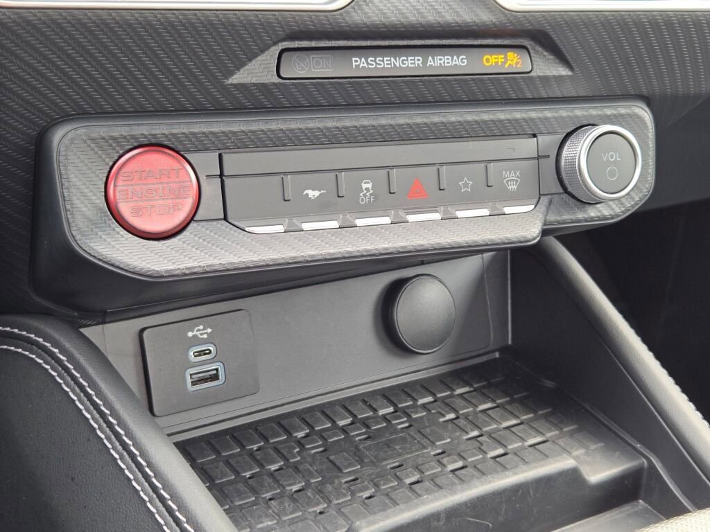 Used 2024 Ford Mustang GT Premium image 18