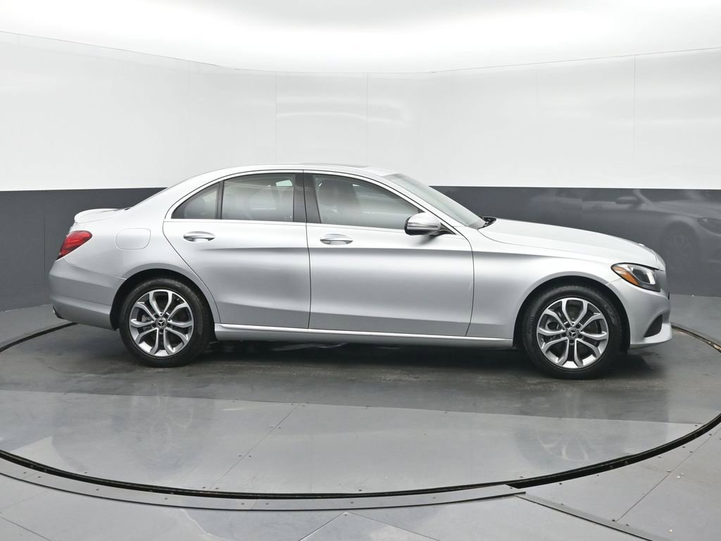 Used 2018 Mercedes-Benz C 300 4MATIC Sedan image 2