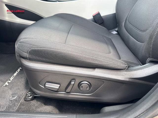 Used 2022 Hyundai Tucson SEL w/ Cargo Package FWD image 16
