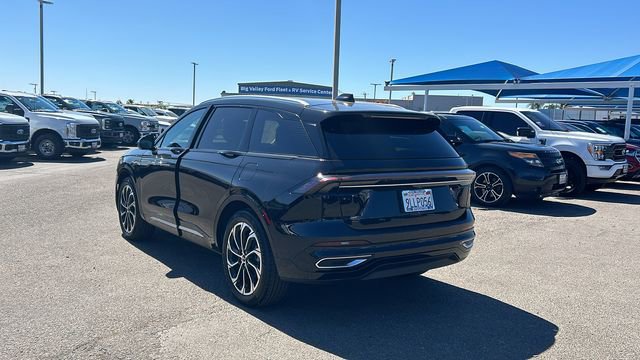 Used 2024 Lincoln Nautilus Reserve w/ Equipment Group 202A image 5