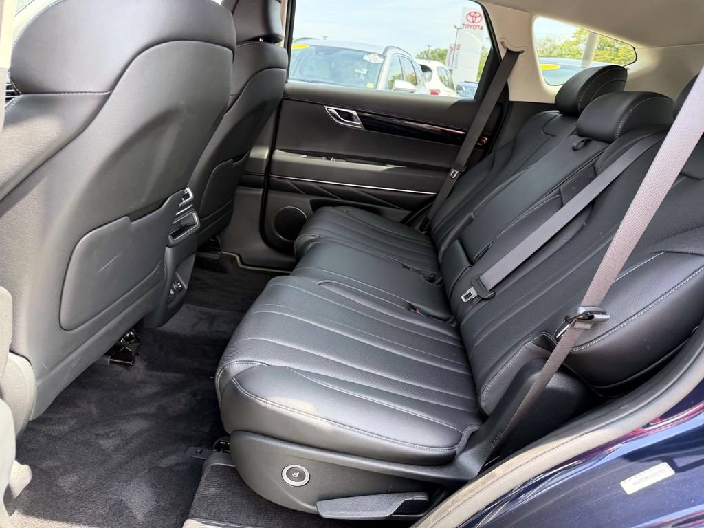 Certified 2026 Genesis GV80 2.5T AWD/4WD image 12