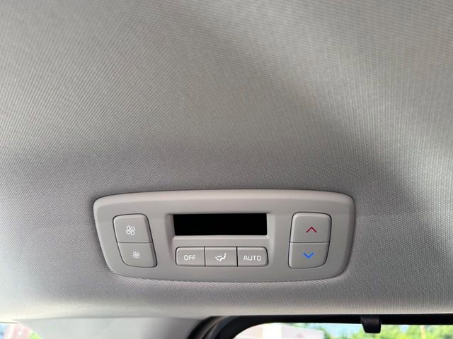 New 2025 Kia Carnival SX FWD image 10