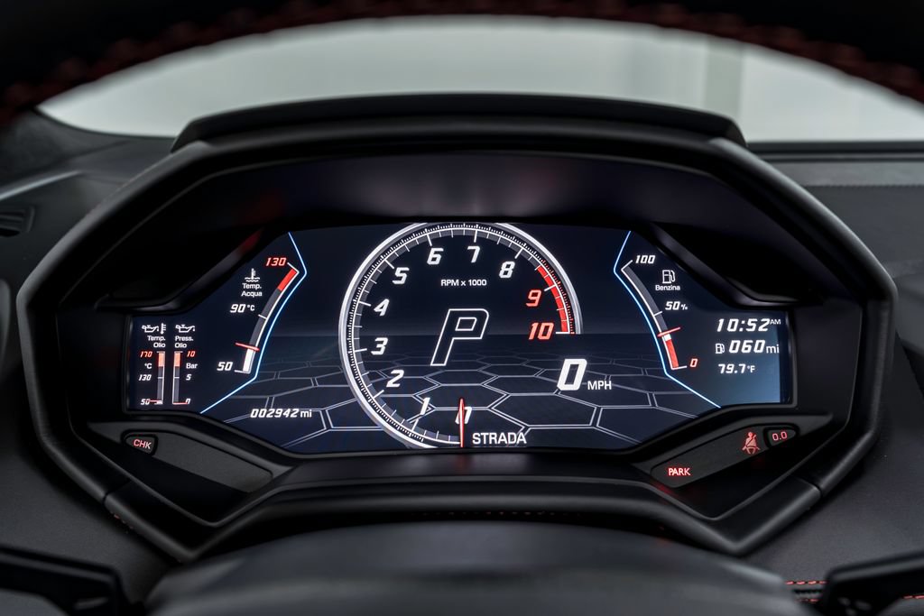 Used 2023 Lamborghini Huracan EVO RWD image 15