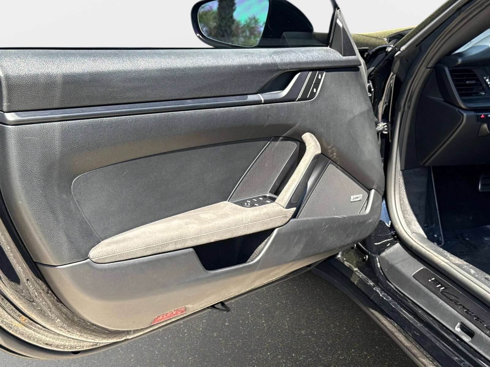 Used 2022 Porsche 911 Carrera GTS image 28