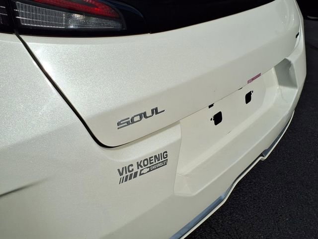 Used 2025 Kia Soul GT-Line w/ GT-Line Technology Package image 7
