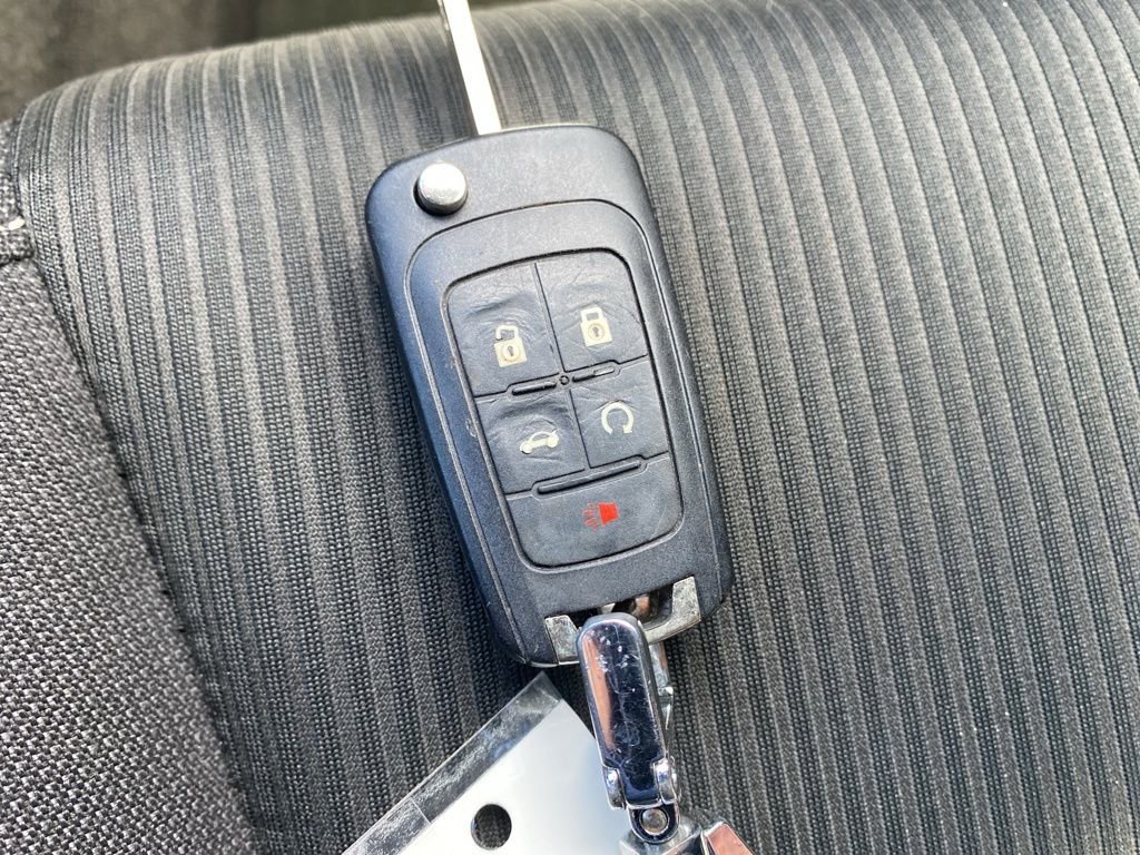 Used 2015 Chevrolet Camaro LT image 24