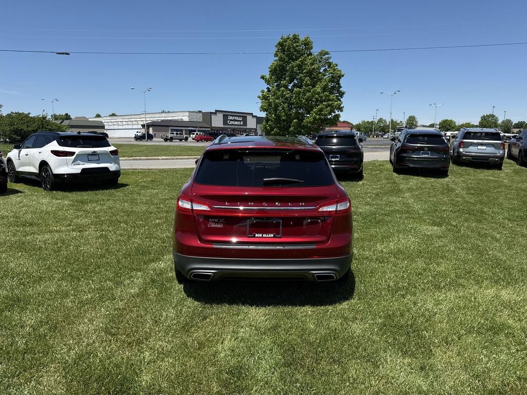 Used 2016 Lincoln MKX Reserve FWD image 19