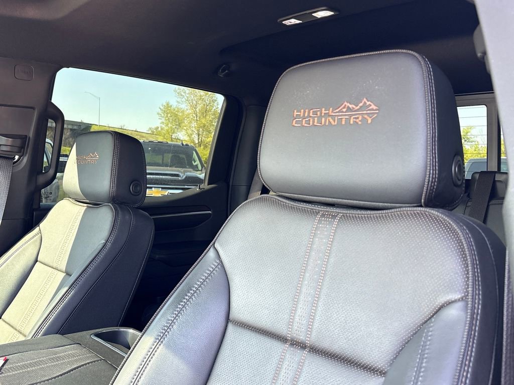 Used 2024 Chevrolet Silverado 1500 High Country w/ Midnight Edition AWD/4WD image 51