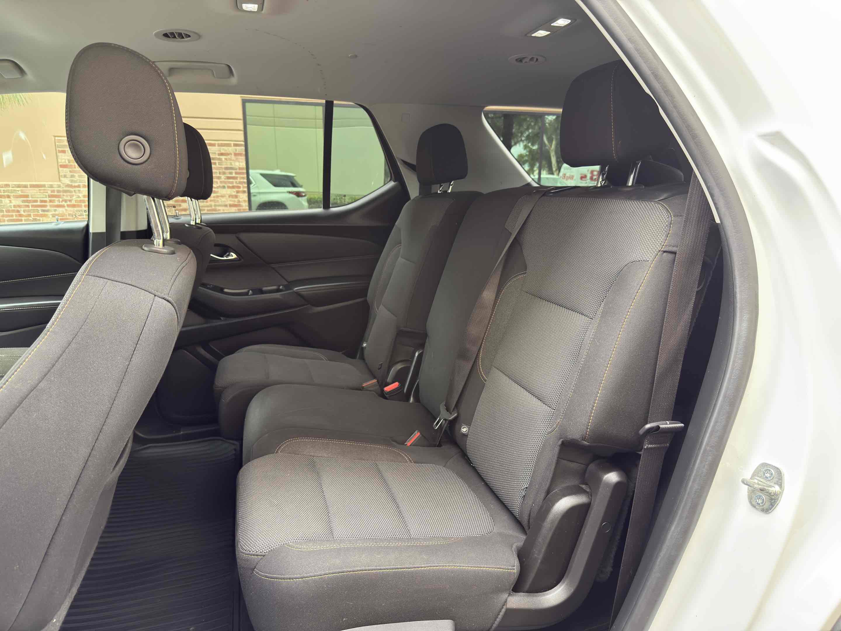 Used 2020 Chevrolet Traverse LS image 69