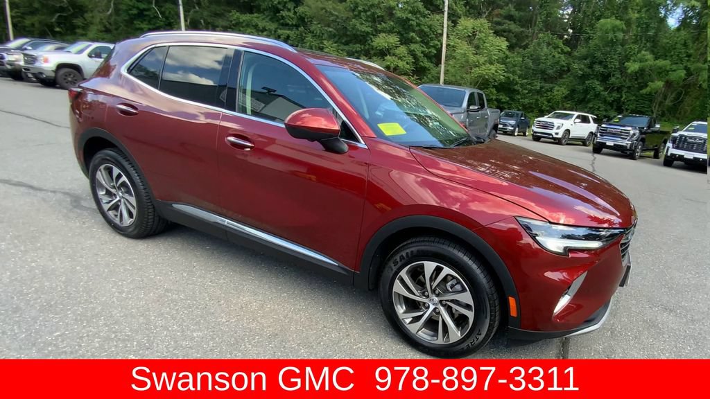 Certified 2022 Buick Envision Essence w/ Technology Package I AWD/4WD image 2
