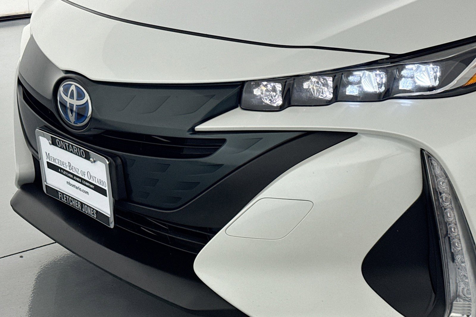 Used 2022 Toyota Prius Prime XLE image 13