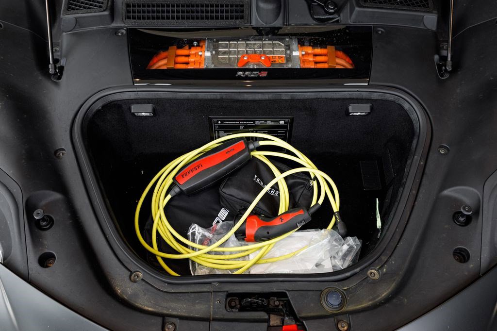 Used 2022 Ferrari SF90 Spider AWD/4WD image 12