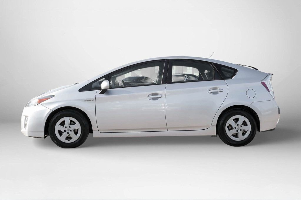 Used 2011 Toyota Prius Two image 9