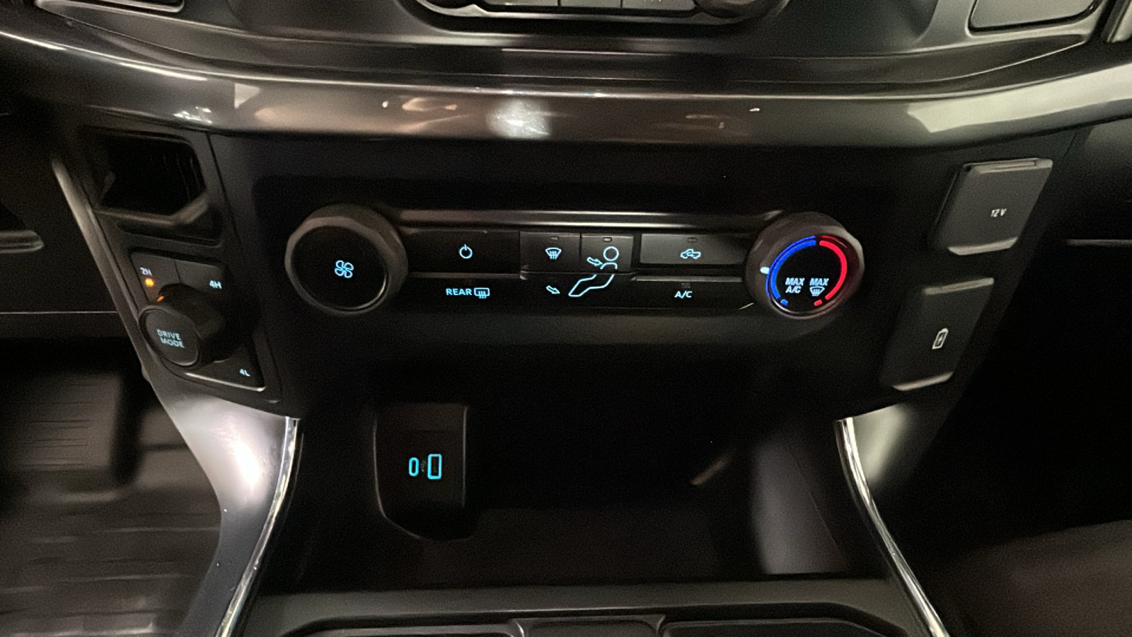 Used 2023 Ford F150 XL w/ XL STX Apperance Package AWD/4WD image 25