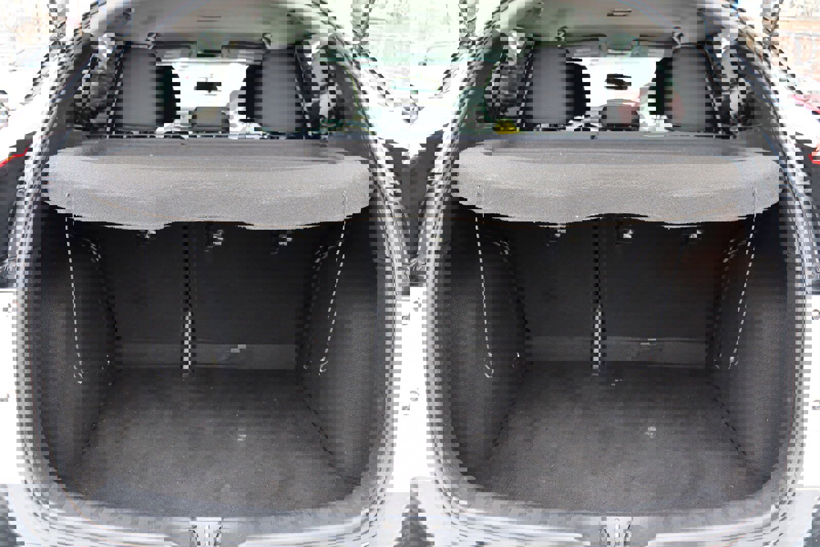 Used 2018 Nissan Kicks SV image 38