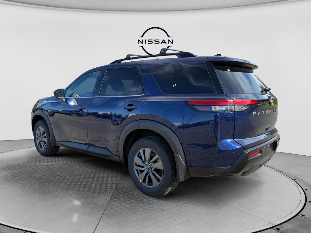 New 2026 Nissan Pathfinder SV w/ Cargo Package AWD/4WD image 3