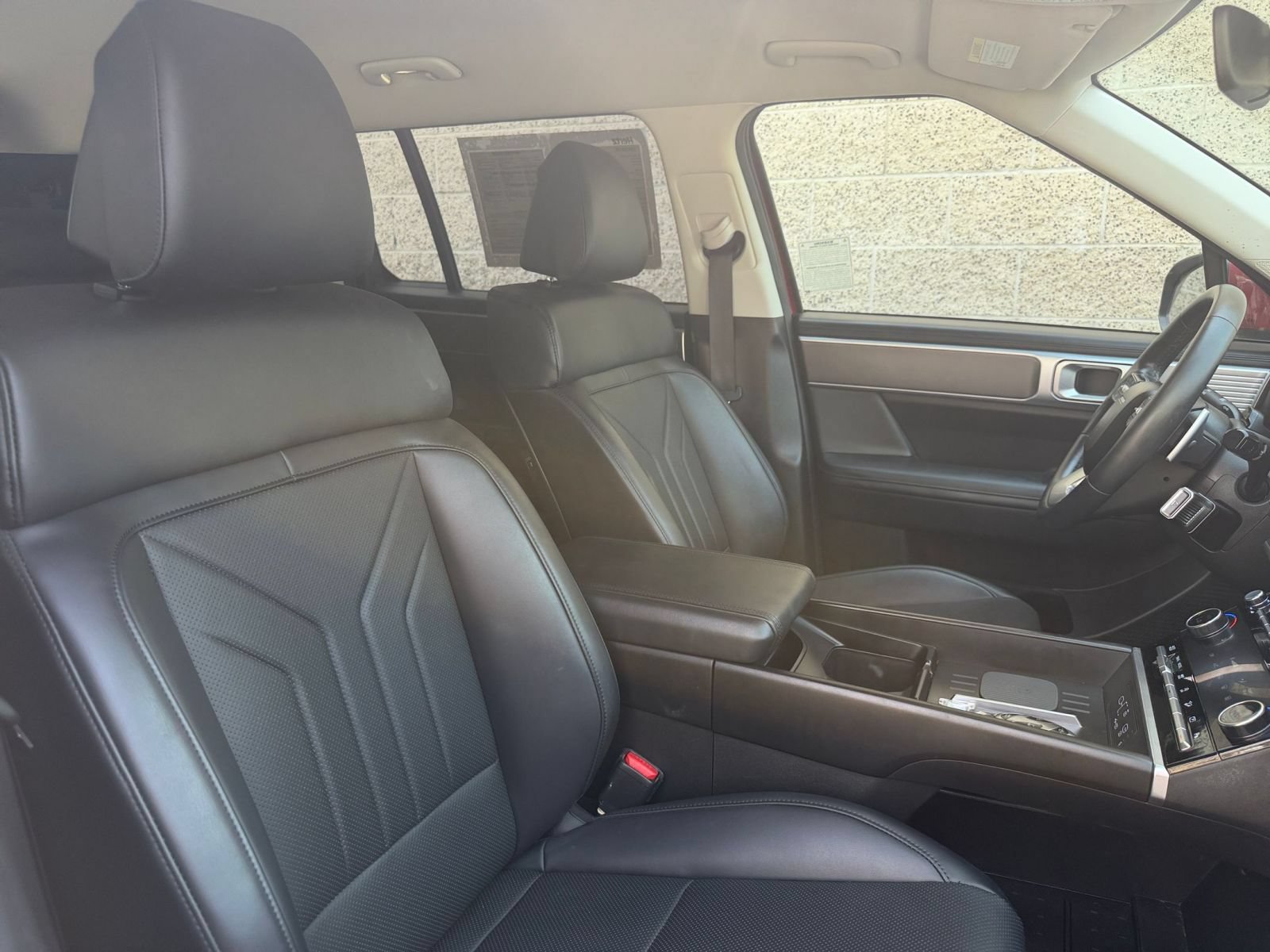 Used 2025 Hyundai Santa Fe SEL AWD/4WD image 38