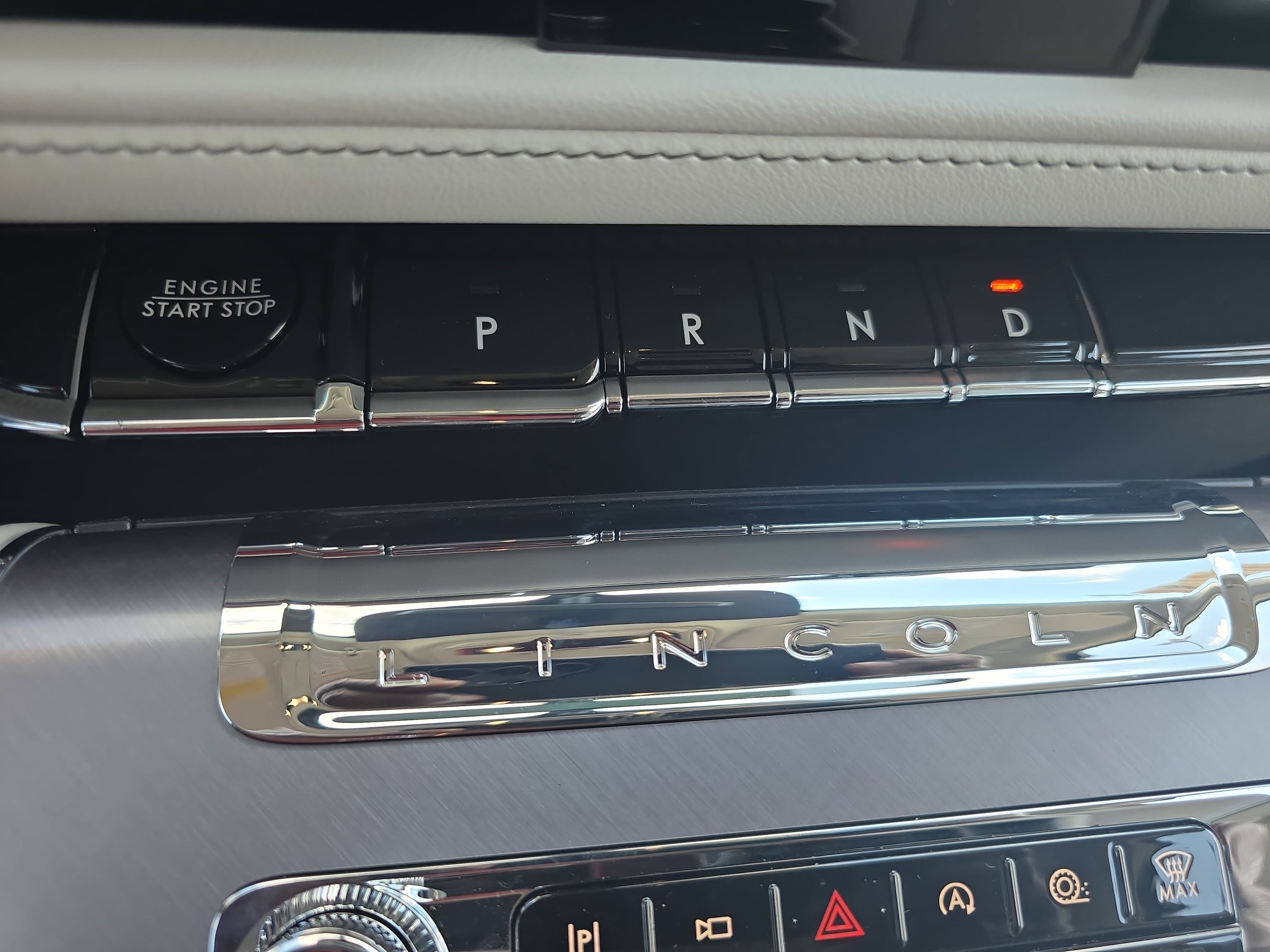 New 2026 Lincoln Aviator AWD image 24