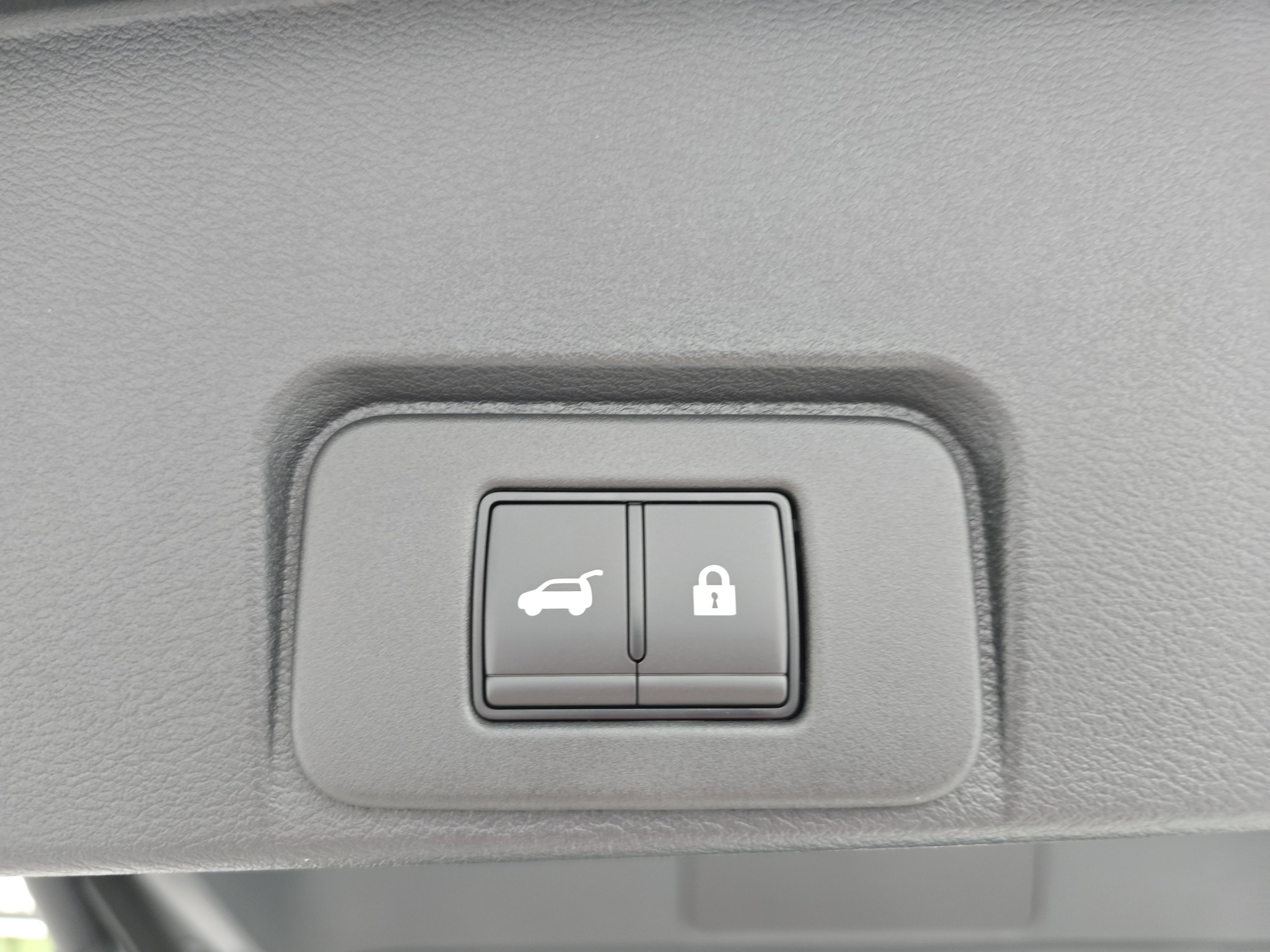 New 2026 Nissan Rogue Platinum image 13