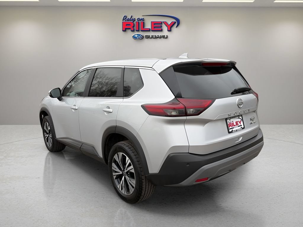 Used 2023 Nissan Rogue SV AWD/4WD image 3