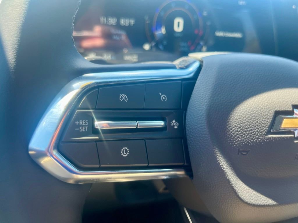 New 2026 Chevrolet Equinox LT w/ Safety and Technology Package AWD/4WD image 18