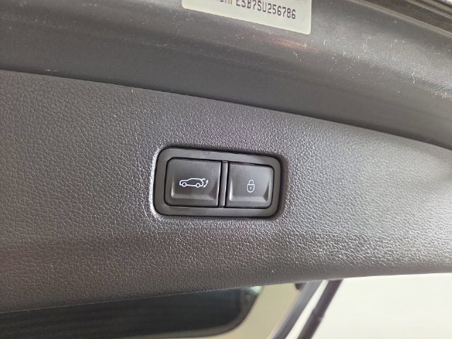 Used 2025 Genesis GV80 2.5T Standard AWD/4WD image 33