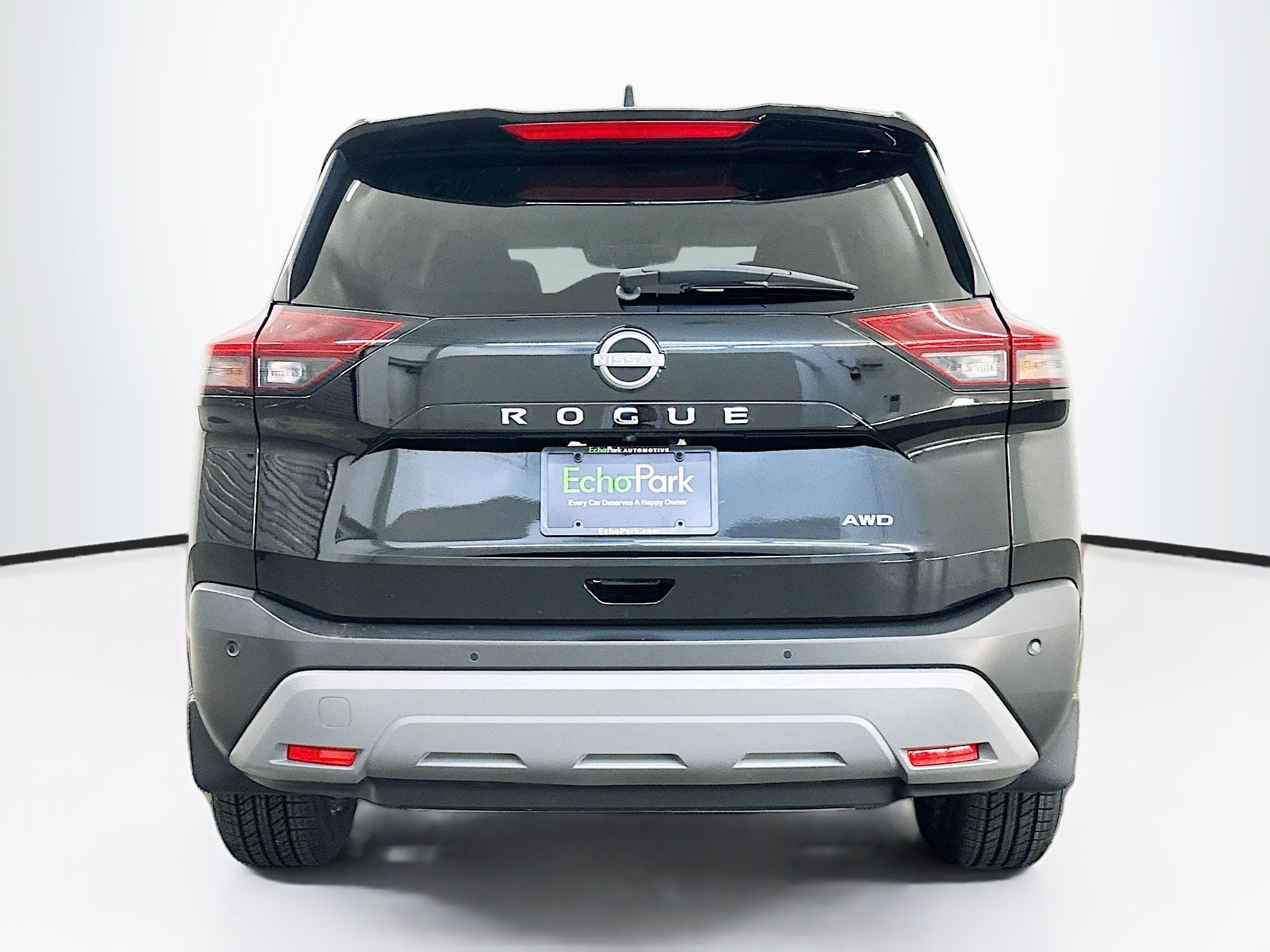 Used 2023 Nissan Rogue S image 7