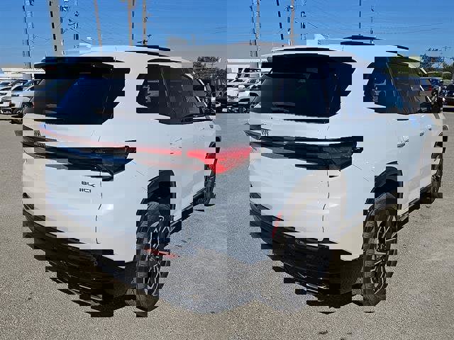 New 2026 Buick Enclave Sport Touring w/ Power Package image 5