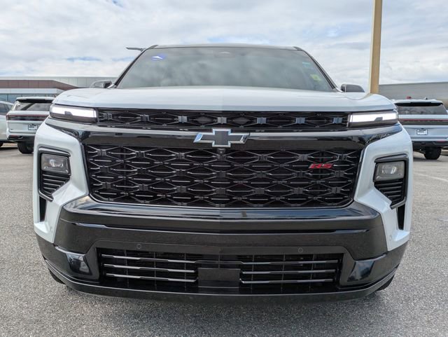 Used 2024 Chevrolet Traverse RS image 9