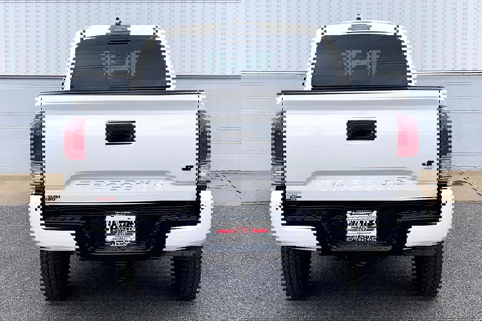 Used 2023 Toyota Tacoma TRD Off-Road image 5