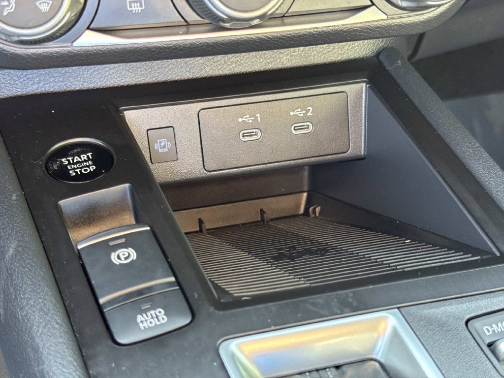 Used 2025 Nissan Kicks SV FWD image 26