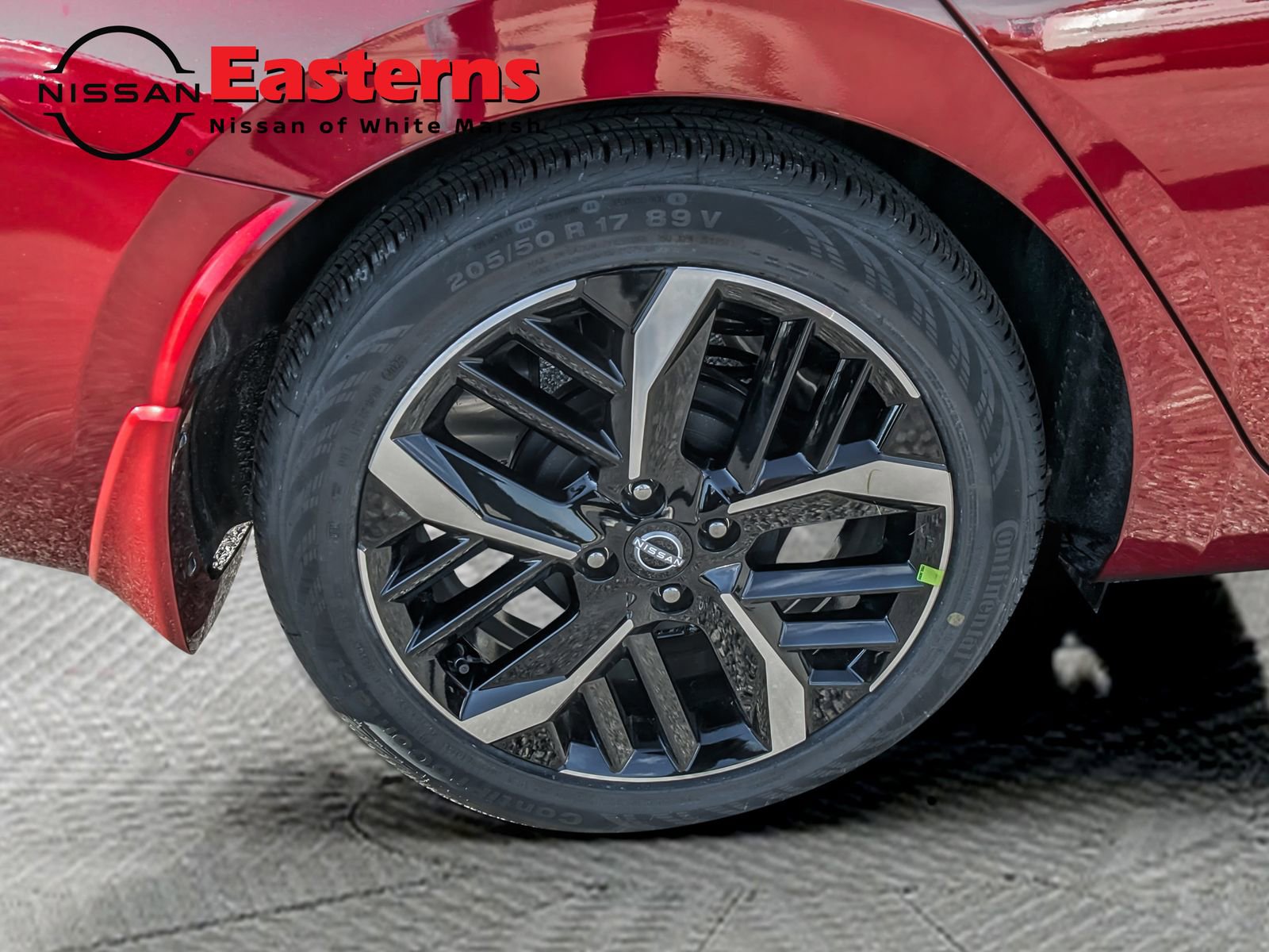 New 2025 Nissan Versa SR w/ Trunk Package image 25