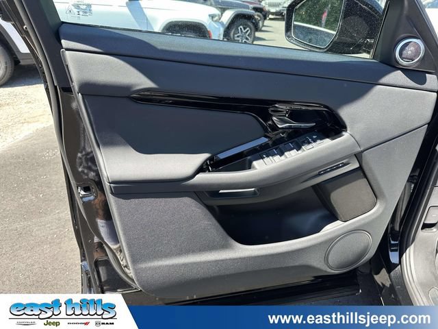 Used 2024 Land Rover Range Rover Evoque Dynamic SE AWD/4WD image 13