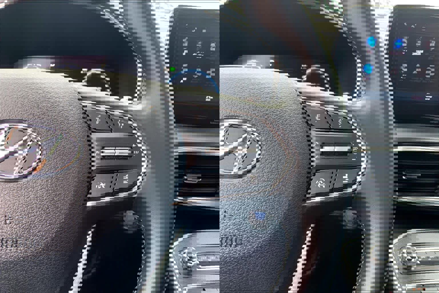 Used 2021 Hyundai Santa Fe SEL Premium image 22