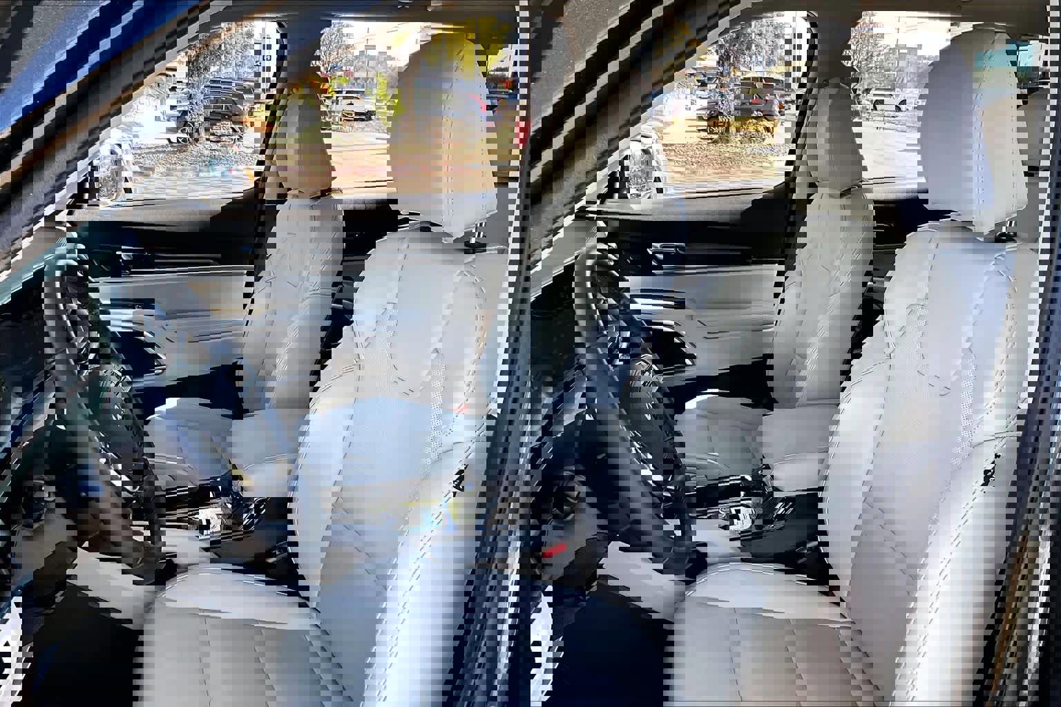 Used 2024 Kia Telluride S image 8