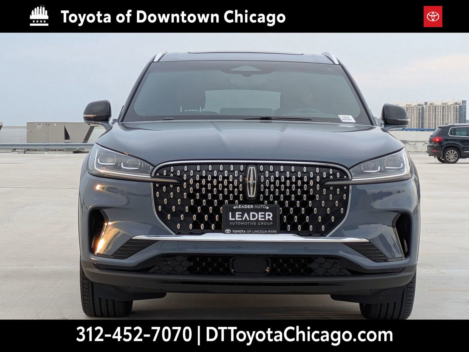 Used 2025 Lincoln Aviator Reserve w/ Illumination Package image 2
