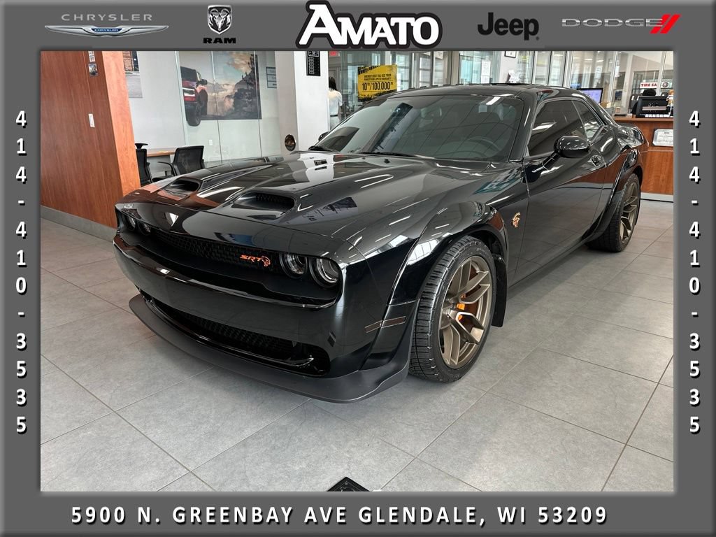 Used 2022 Dodge Challenger SRT Hellcat RWD image 1