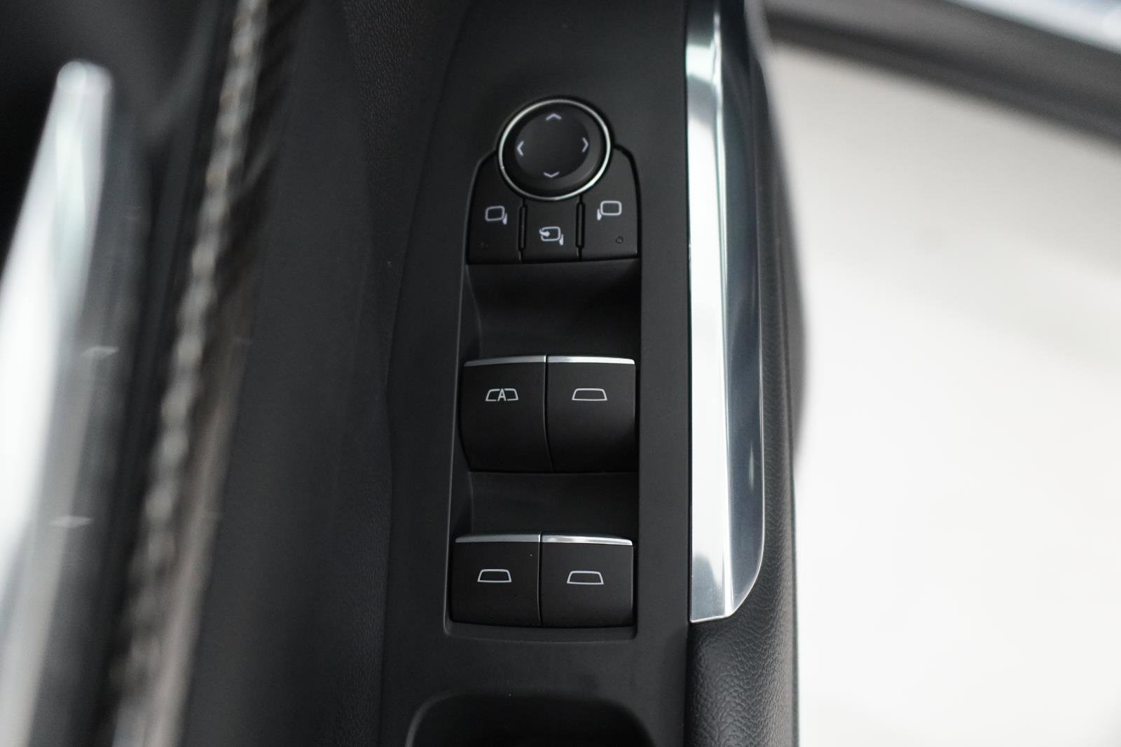Used 2026 Chevrolet Traverse High Country w/ LPO, Floor Liner Package FWD image 16